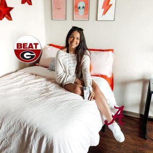 Meet your Posher, Sabrina